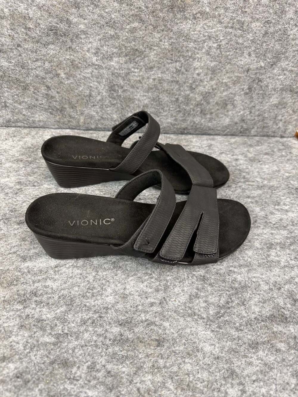 Vionic Black Slide Wedge Sandals Size 10 Adjustable Straps